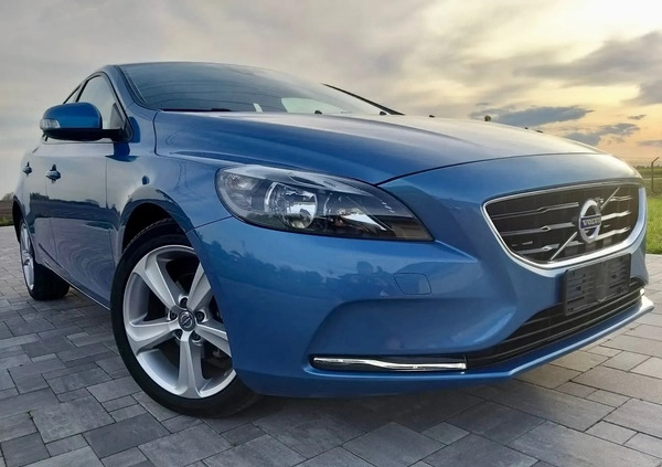 Volvo V40 cena 38900 przebieg: 171000, rok produkcji 2015 z Strzelce Opolskie małe 781